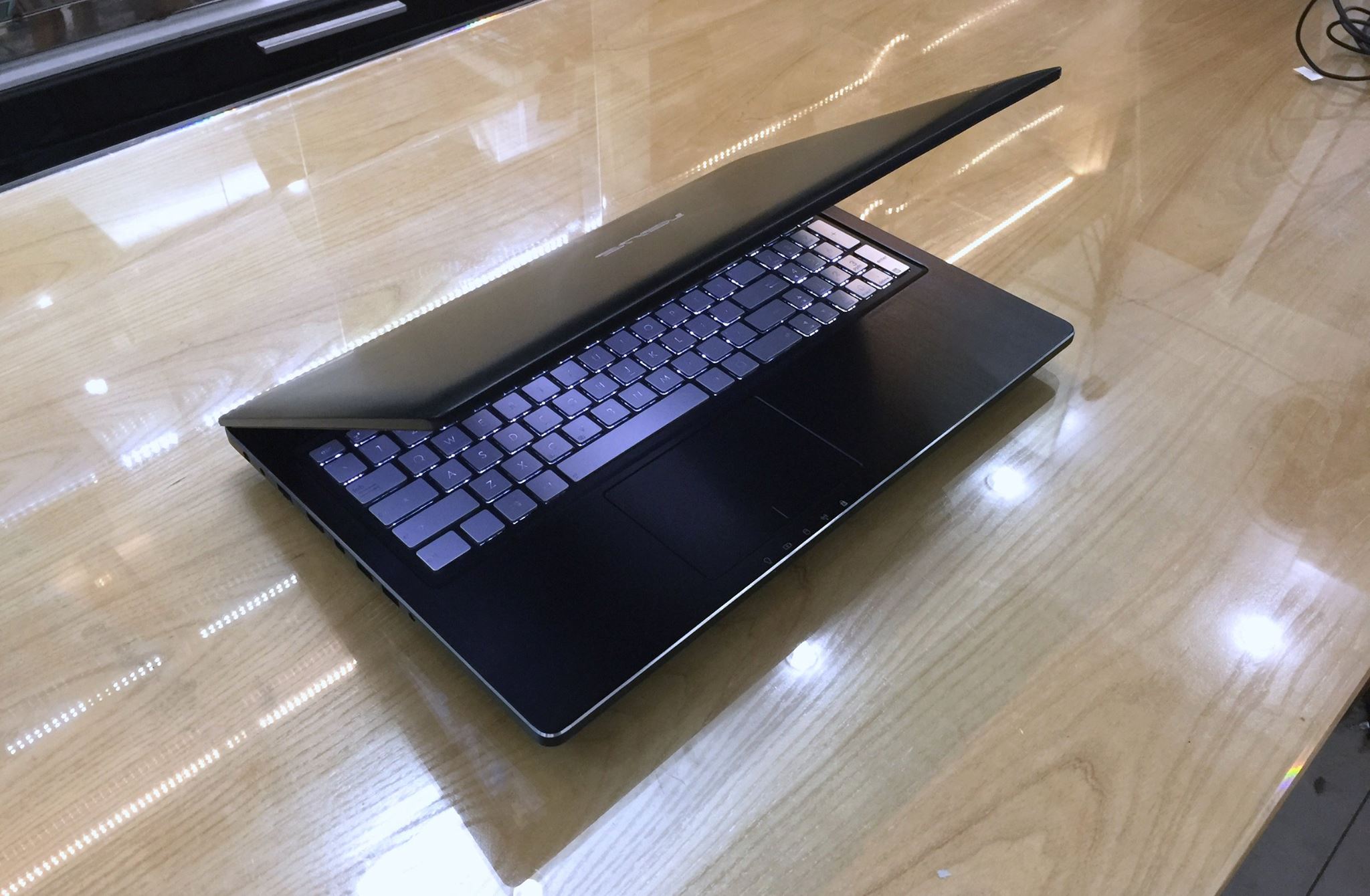 Laptop Asus Q550LF -9.jpg